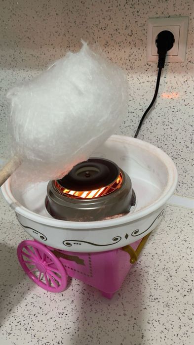 Машина за захарен памук