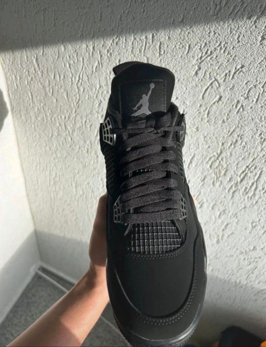 Jordan 4  Black Cat