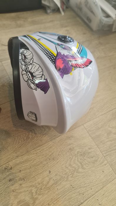 Детска каска за мотор скутер тротинетка