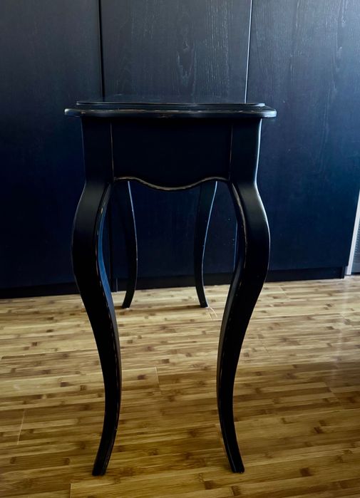 Masuta si taburet de toaleta si machiaj