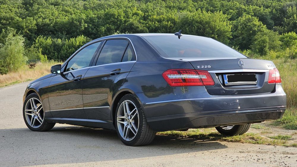 Mercedes-Benz E-class W212 E220