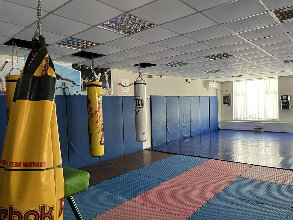 Продается тент укрывной синии