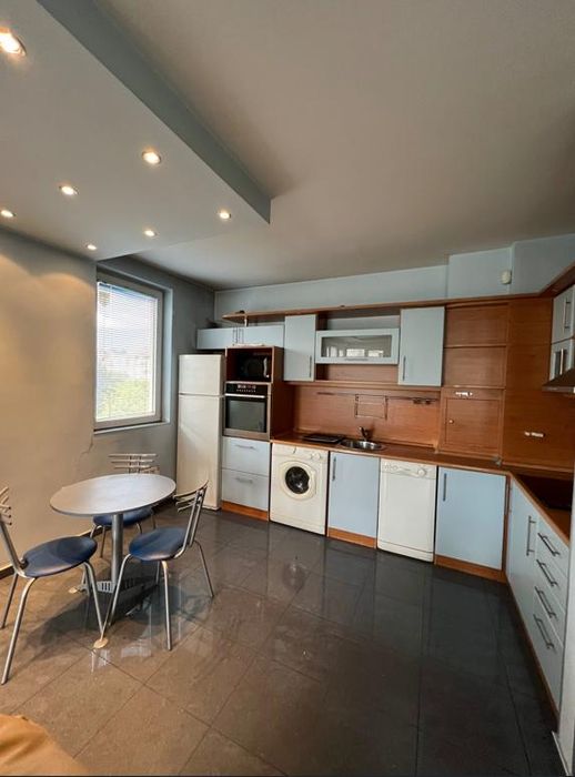 Дава се под наем Двустаен апартамент в София, Младост 1 - 64 кв.м за 650 € - Снимка #2