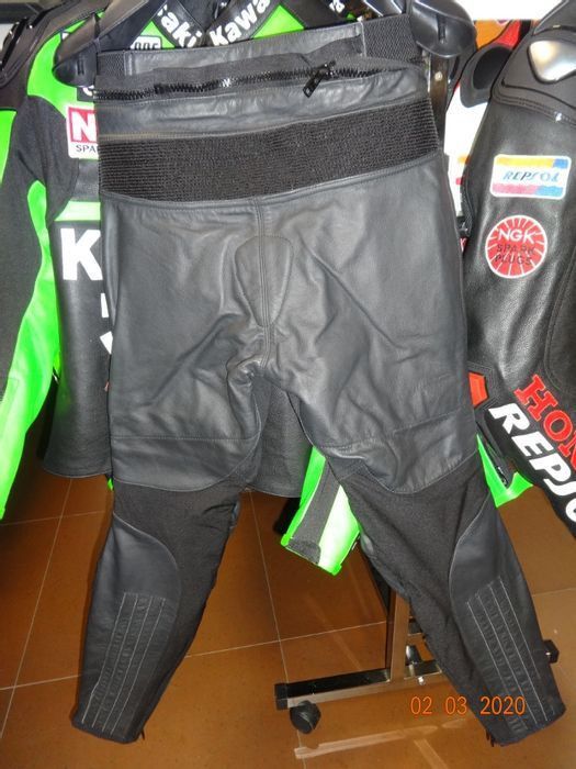 Richa мото кожен панталон размер 50 s m пистов мото панталони мотор но