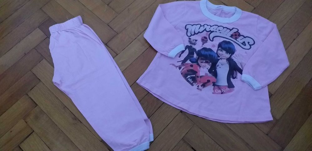 Детски пижами 2бр. на Н.М -за 26 лв.и много други фирмени дрешки 2-3г.