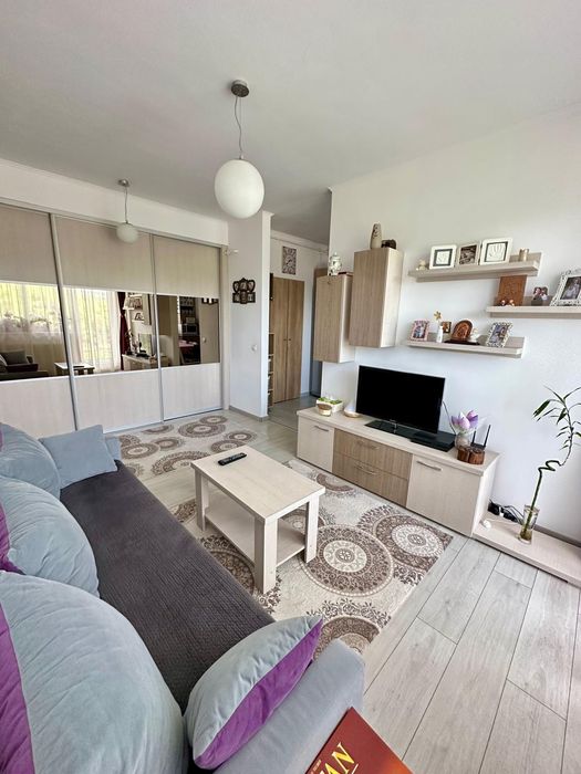 Apartament 3 camere 56 mp + 18 mp balcon, Mărăști