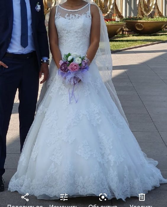 Платье со шлейфом