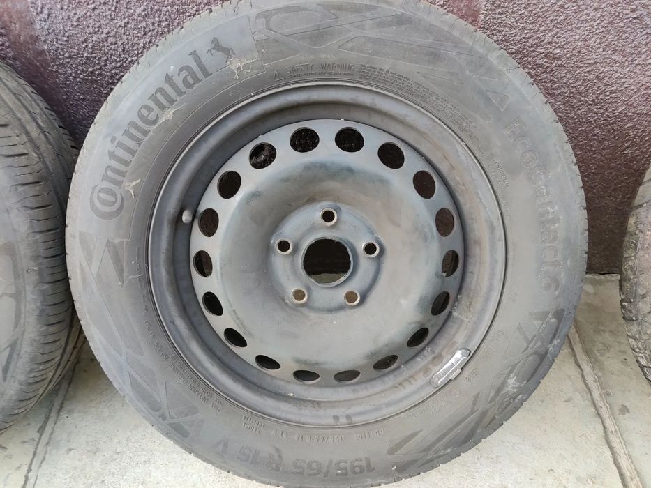 Jante tabla R15" 5X112 VW Golf Passat Seat Exeo Audi A3 A4 anvelope 195/65 R15 Continental 1K0601027C