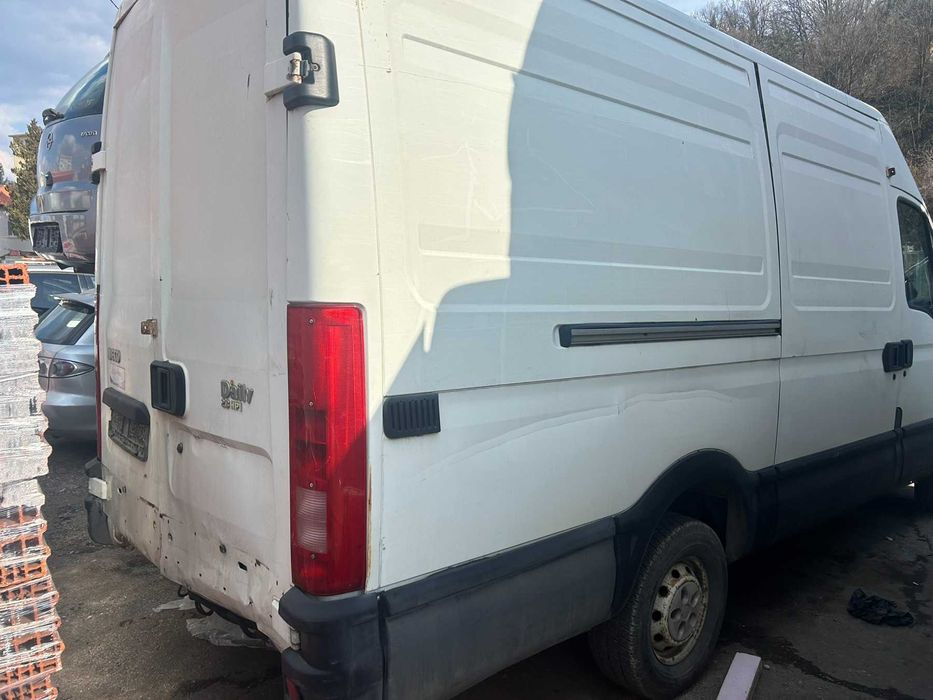Iveco Daily 2.3HPI 35C12 / Ивеко 2002 година на части