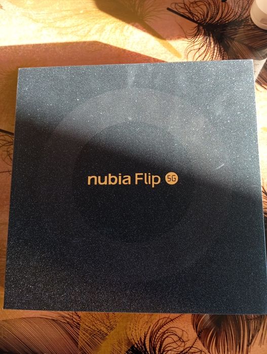 Telefon pliabil ZTE  Nubia Flip 5G,256 gb