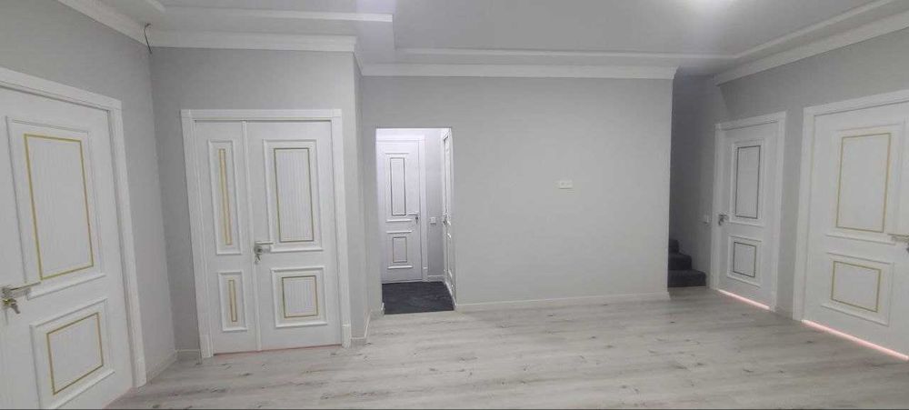 Продаётся 5-комнатная квартира 152 кв м дуплекс в Яшнабадском районе