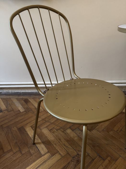 Masa cu scaune (mai multe bucati disponibile)