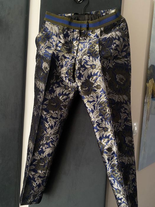 Оригинално костюмче на Luisa Spagnoli, италиански размер 42.