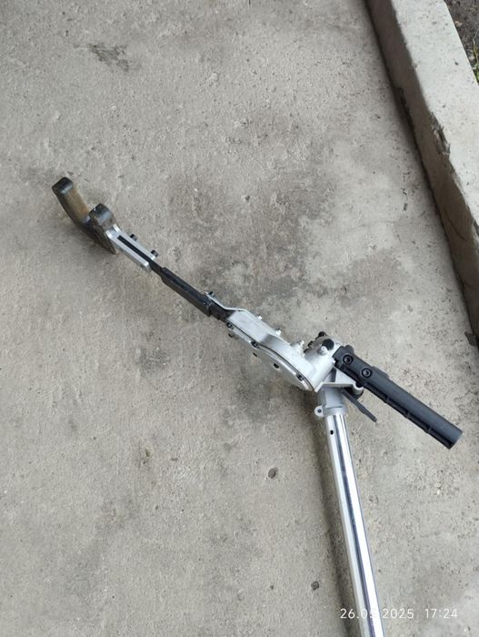 Моторна бензинова косачка