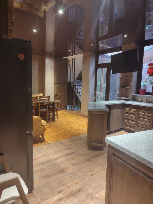 1.Бадамзар коттедж- 1 сотка,