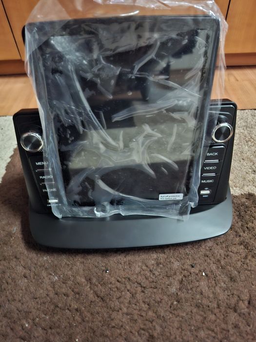 Navigație Car Play 9.5" model Tesla Megane 2.3 .. Dacia Duster