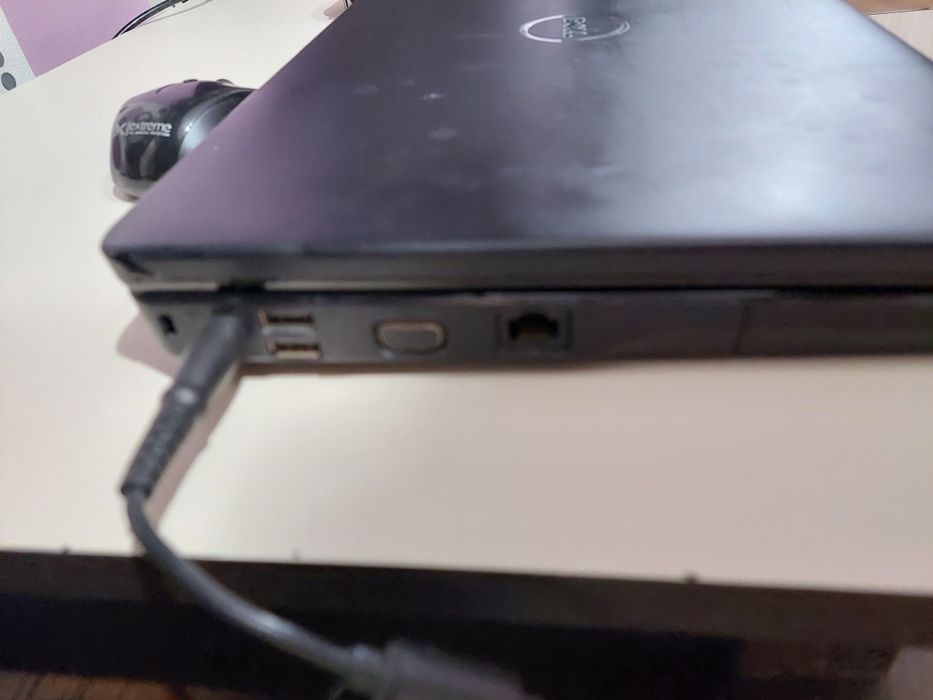 Лаптоп Dell Inspiron 1545