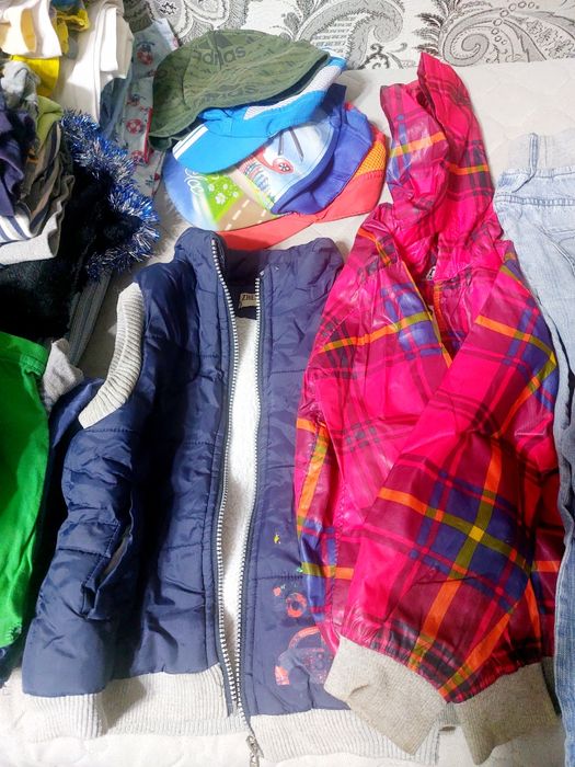 Отдам детские вещи