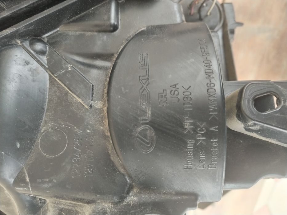 Фары Lexus RX 350