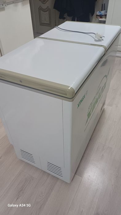 Морозильник продам