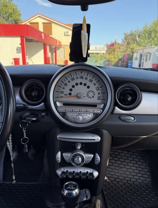 Mini Cooper Clubman 2010