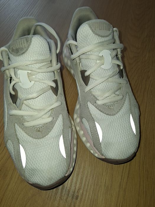 Маратонки ПУМА  !