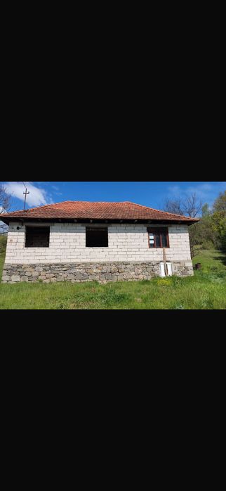 Casă 104 mp + 9.000 mp teren + grajd din stejar – Vârfurile, Arad