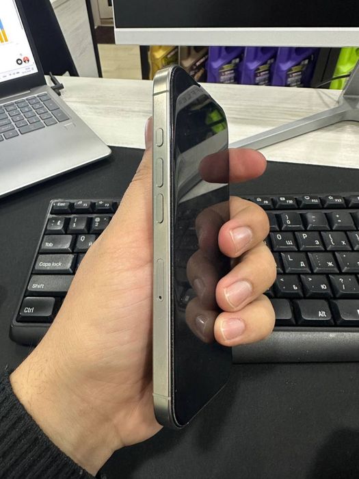 Iphone 16 Pro (256) Gb