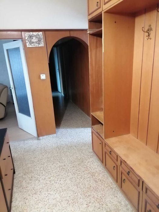 Дава се под наем Тристаен апартамент в София, Младост 4 - 100 кв.м за 375 € - Снимка #1