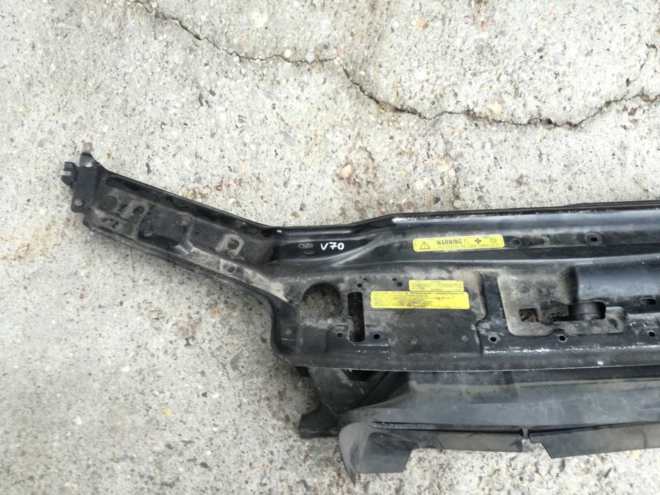 Volvo V70 S60 Волво в70 ляв подкалник очиларка маска греда