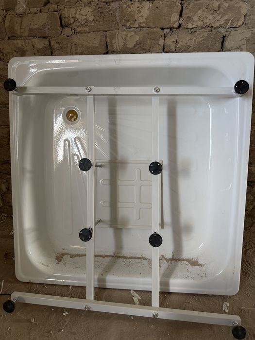 Поддон 26000 тг алдым новый пайдаланылмаған. Аяғымен.