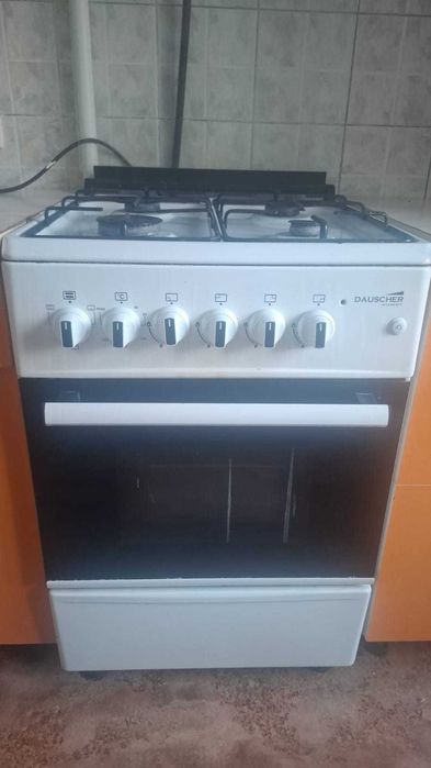 Продам кухонная плита