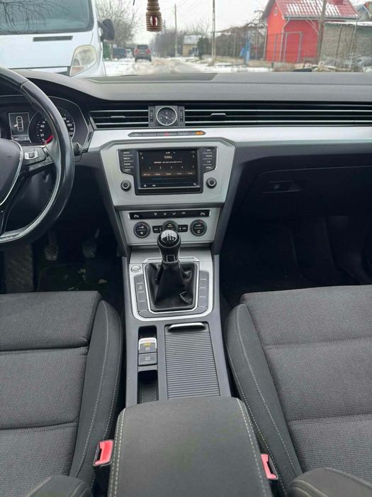 VOLKSWAGEN Passat 2017 — imagine 3
