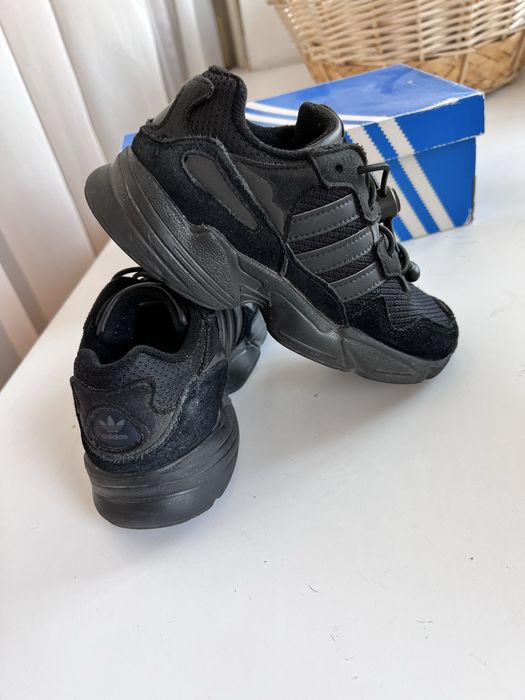 Детские кроссовки Adidas оригинал