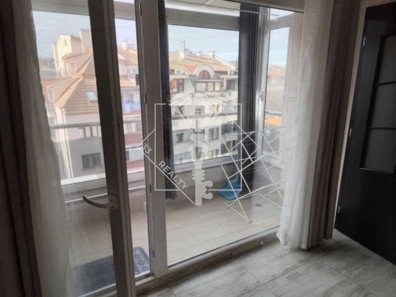 Продава се Двустаен апартамент в Пловдив, Каменица 1 - 73 кв.м за 2233 €/кв.м - Снимка #4