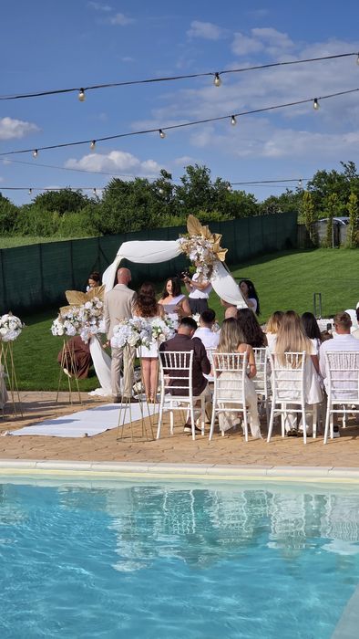Vila petreceri fara vecini, cu piscina, nunta, cununie, botez, evenimente private