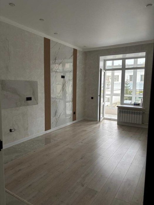 продам отличную новую квартиру в центре