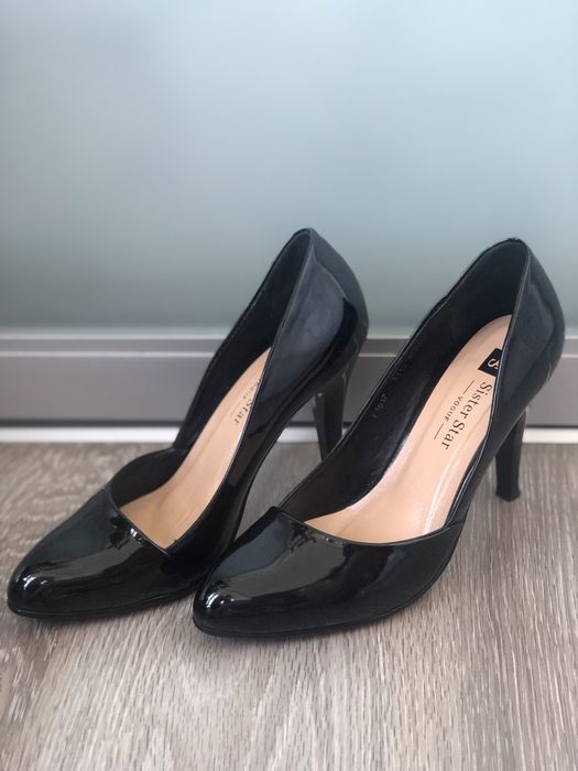 Женские туфли