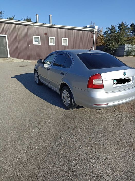 Продам шкоду октавия.