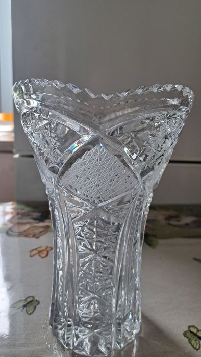 Ваза хрустальная