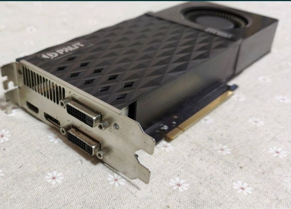 Игровая видеокарта GeForce продам