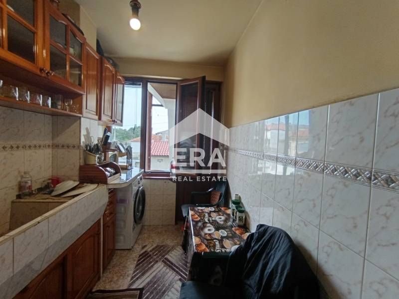 Продава се Къща в Варна, Колхозен пазар - 198 кв.м за 1041 €/кв.м - Снимка #8