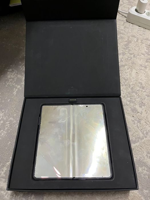 HONOR Magic V2 16/512