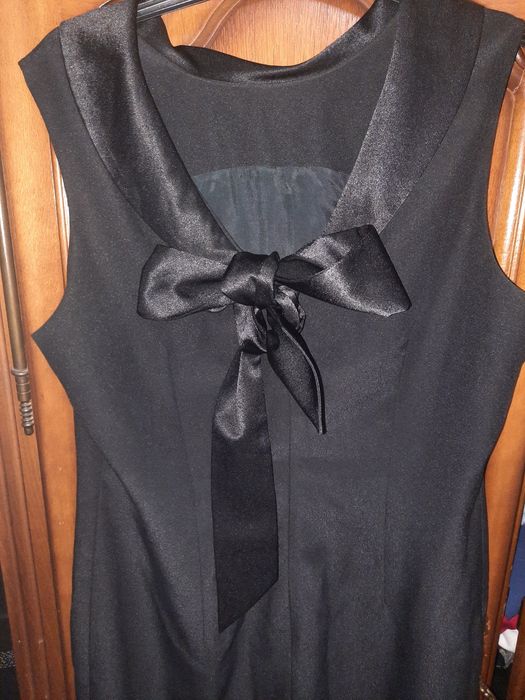 Rochie neagra eleganta