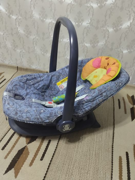 Детское автокресло (люлька)