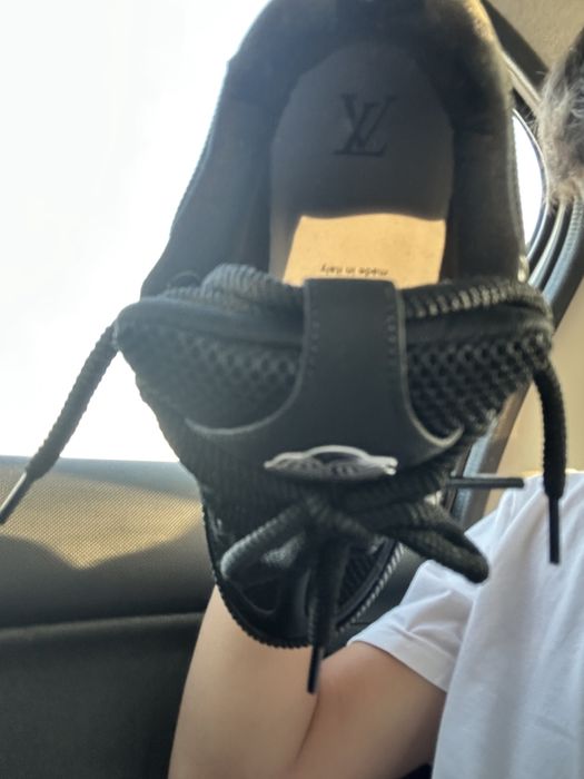 Louis Vuitton Skate alb cu negru