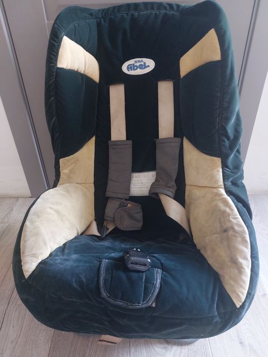 Автокресло фирмы Abel категории 1 (9-18 кг)