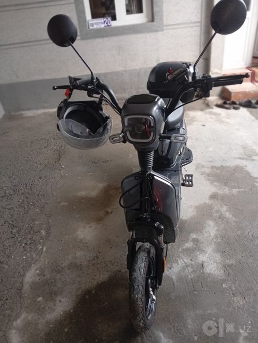 BOSHIJEA elektr skuter sotiladi