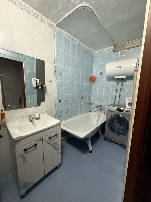 продаеться квартира