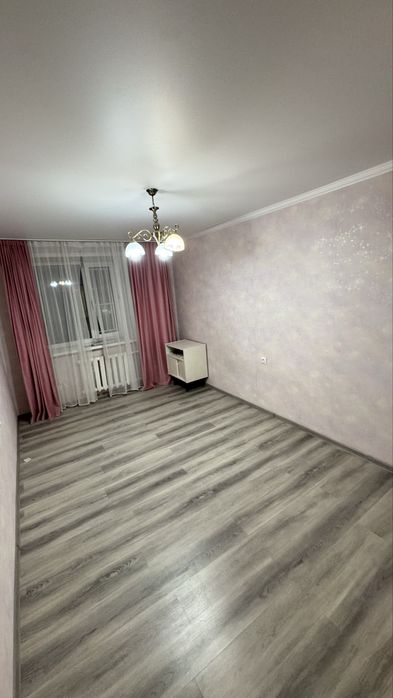 Квартира район ВВУ 4 ком 110кв